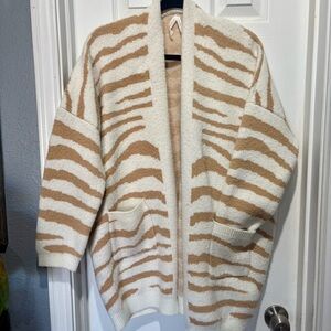 Dreamers by Debut Zebra Pattern Cardigan - Cream and Tan